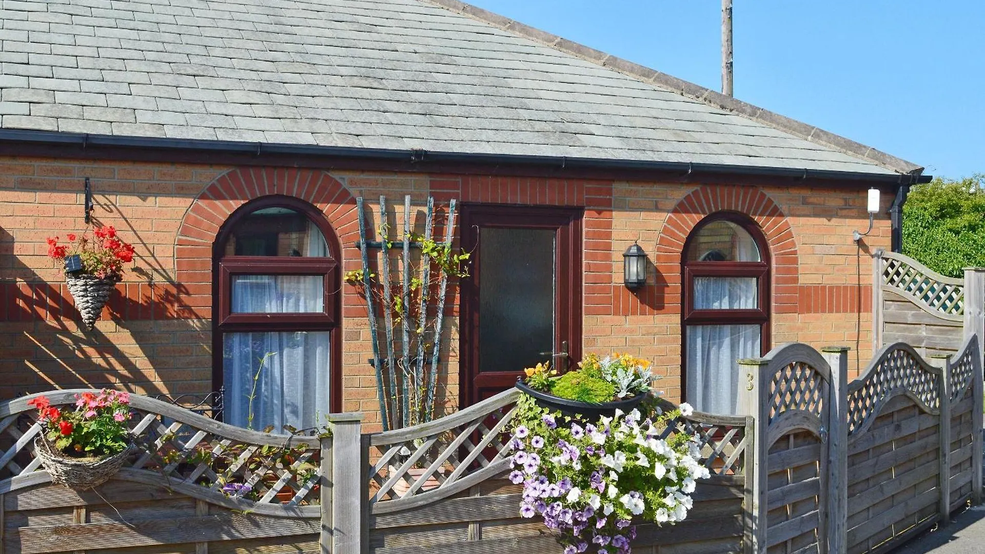 3 Eldin Hall Properties Cayton